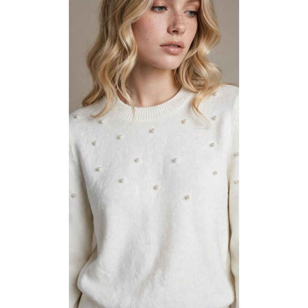 LOFT Pearl Embellished White Crewneck Knit Sweater Pullover Size M Romantic Soft